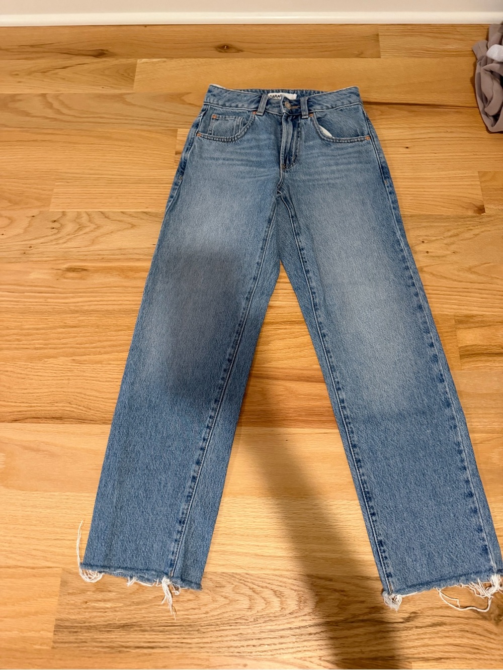 Garage Women's Straight-Leg Jeans in Medium Blue with Frayed Hem